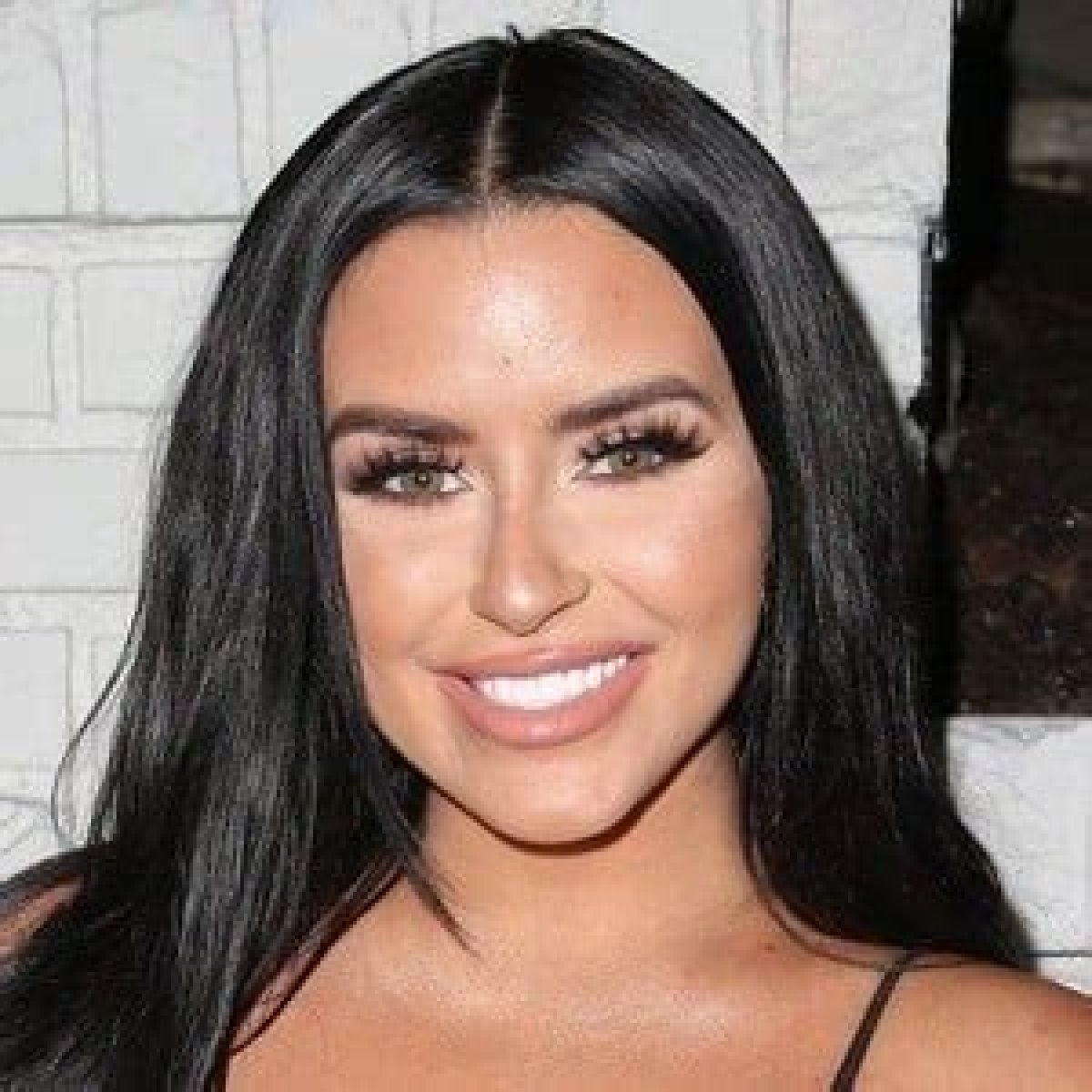 EXPLORE Abigail Ratchford Wiki, Bio, Age, Height, Plastic Surgery, Dating, Boyfriend, Net Worth!!